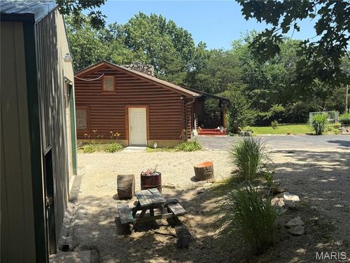 9248 Kerkhoff Rd, Pevely, MO, 63070-2313 | Card Image