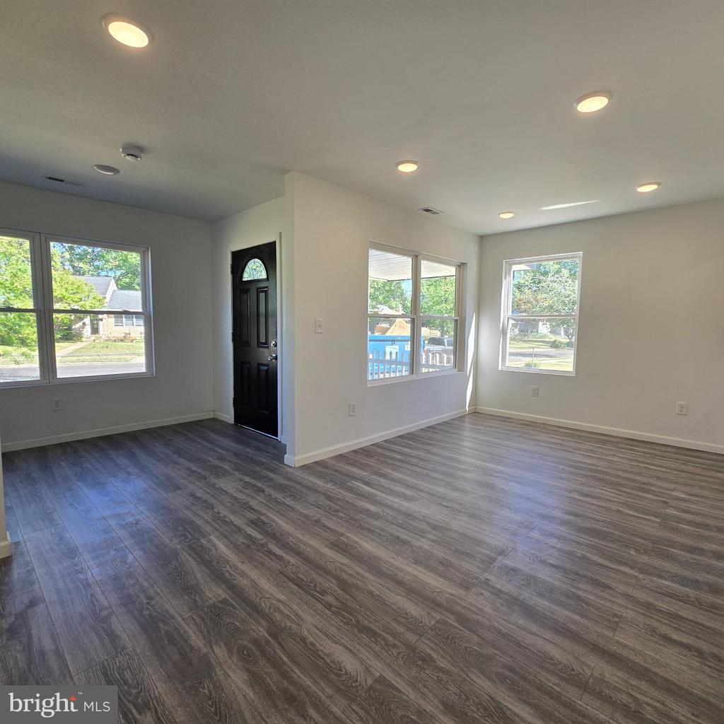Residential in PINE HILL 5