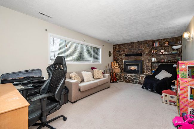 8707 Cornwall Crescent, House other with 4 bedrooms, 2 bathrooms and 5 parking in Chilliwack BC | Image 24