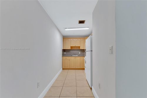 apt-19-2185 Nw 16th Ter, Miami, FL, 33125-2253 | Card Image