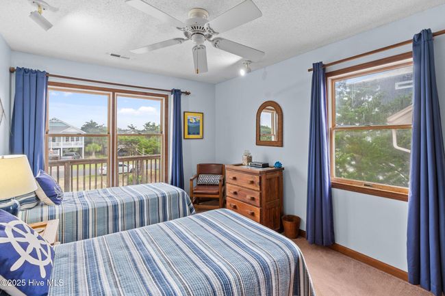 210 W Beach Dr, House other with 4 bedrooms, 2 bathrooms and null parking in Oak Island NC | Image 27
