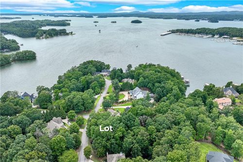 5514 Mainsail Way, Gainesville, GA, 30504-8100 | Card Image