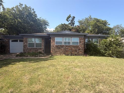 6033 Ramey Ave, Fort Worth, TX, 76112-7930 | Card Image