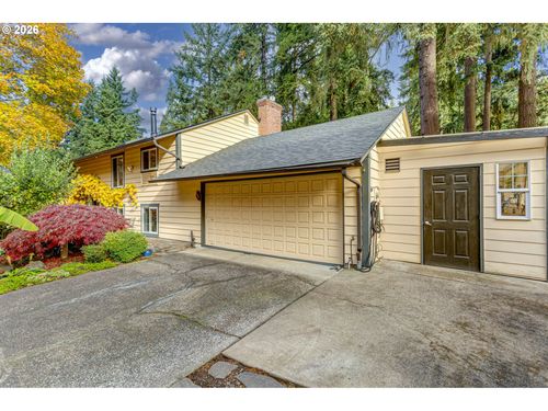 18978 Arrowwood Ave, Lake Oswego, OR, 97035-8304 | Card Image