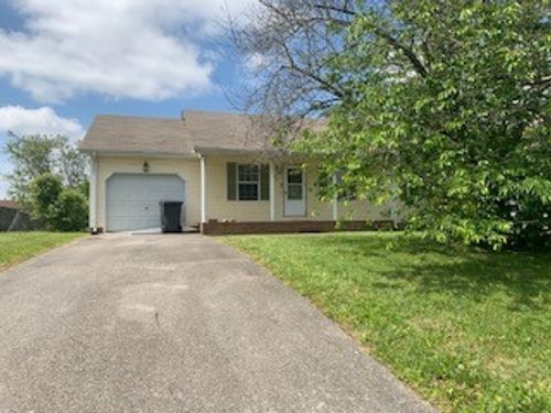 924 Linda Dr, Oak Grove, KY, 42262-9397 | Card Image
