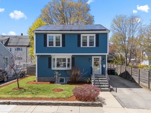 59 Wyvern St, Boston, MA, 02131-2135 | Card Image