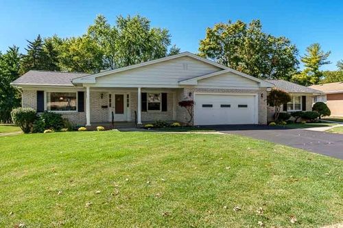 4121 Crosby St, Rockford, IL, 61107-4911 | Card Image