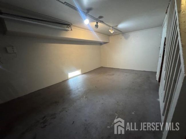 74 W 2 Nd St, Condo with 3 bedrooms, 2 bathrooms and null parking in Bound Brook NJ | Image 11