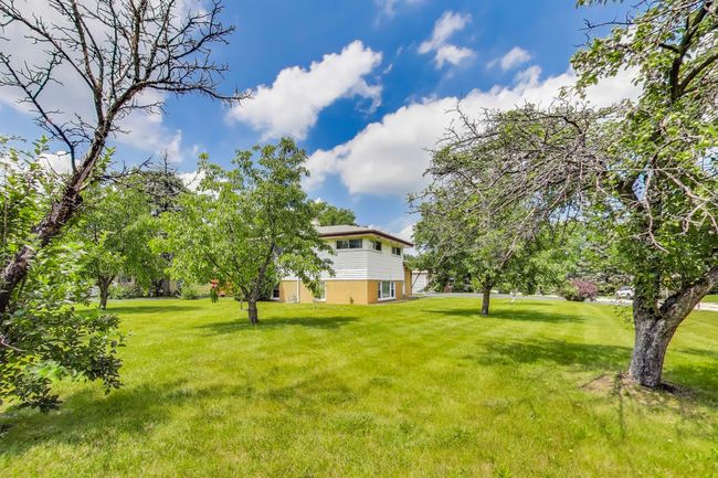 7734 Linden Ave, House other with 3 bedrooms, 2 bathrooms and 2 parking in Darien IL | Image 5