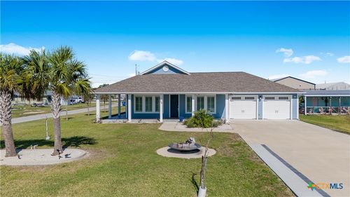 720 W Main St, Port O Connor, TX, 77982-2263 | Card Image