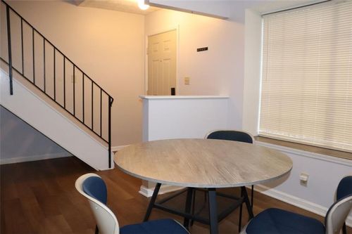 2572 Stratford Ln, Morrow, GA, 30260-2129 | Card Image