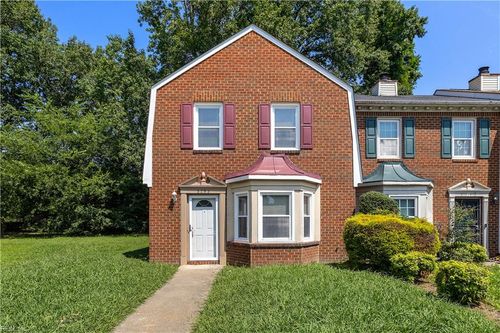 5795 Rivermill Circle, Portsmouth, VA, 23703 | Card Image