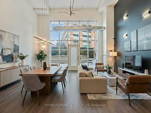 103-125 Western Battery Rd, Toronto, ON, M6K3R8 | Card Image