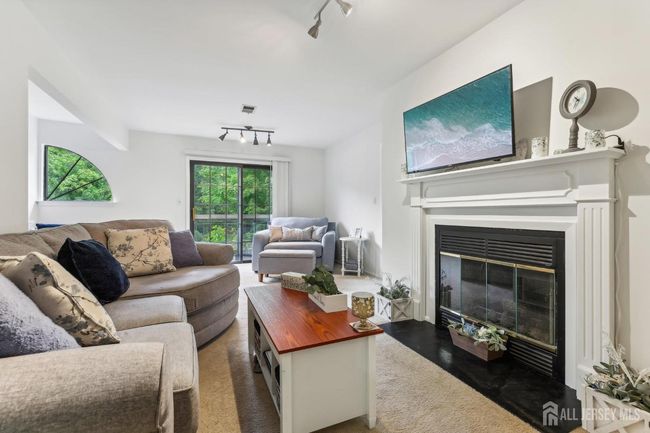2202 - 2202 Privet Way, Townhouse with 2 bedrooms, 2 bathrooms and null parking in Basking Ridge NJ | Image 4