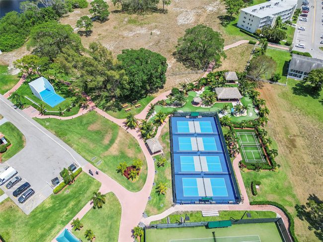 373 - 373 Tilford R, Condo with 1 bedrooms, 2 bathrooms and null parking in Deerfield Beach FL | Image 22