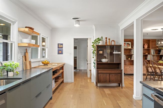 1802 Hutto Rd, House other with 3 bedrooms, 2 bathrooms and 2 parking in Georgetown TX | Image 4