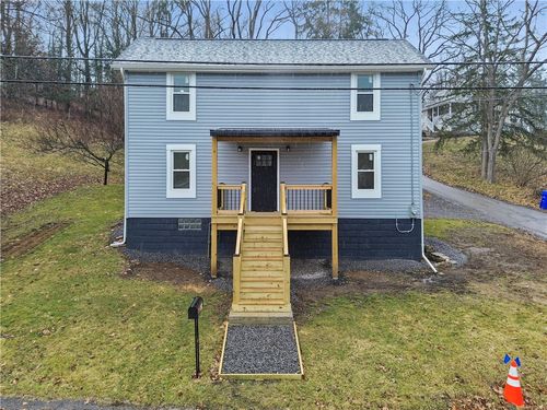 102 Fayette St, Imperial, PA, 15126-1212 | Card Image