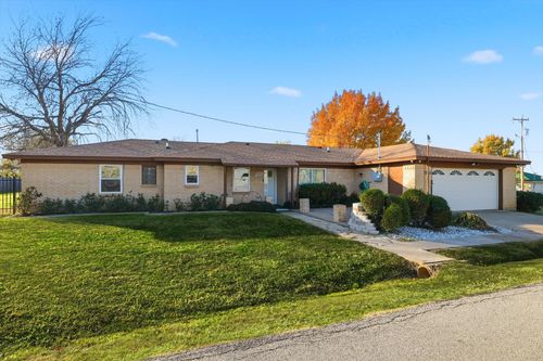 412 N Dallas St, Pilot Point, TX, 76258-2650 | Card Image