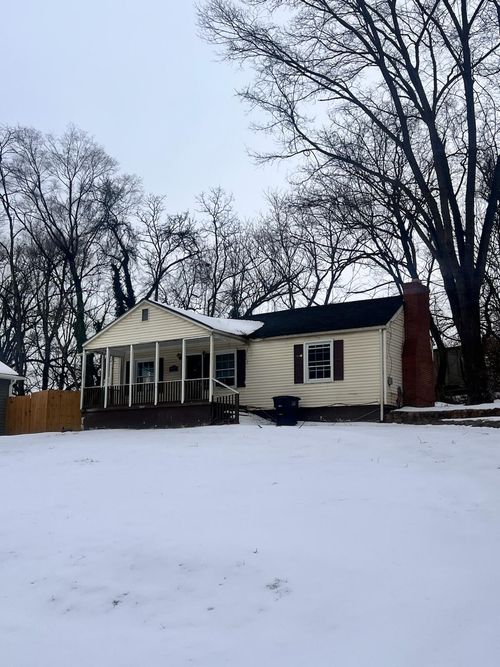 1426 Varnell Ave Ne, Roanoke, VA, 24012-5927 | Card Image