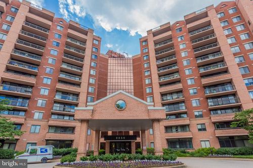 517-2230 George C Marshall Dr, FALLS CHURCH, VA, 22043-2587 | Card Image