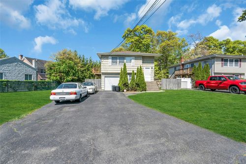 106 Summit Drive, Smithtown, NY, 11787 | Card Image