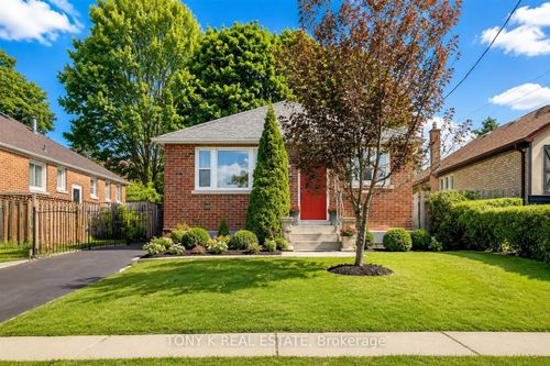 654 Grierson St, Oshawa, ON, L1G5J4 | Card Image