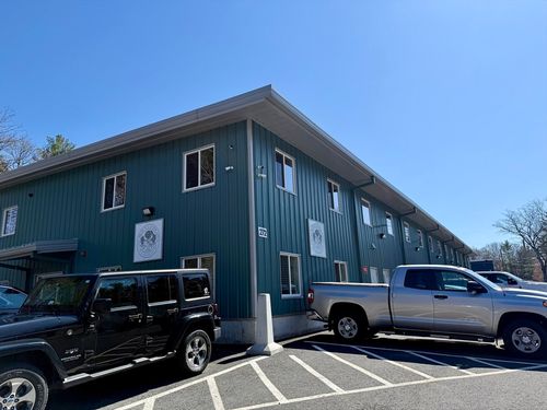 274 South St, Walpole, MA, 02081-2707 | Card Image