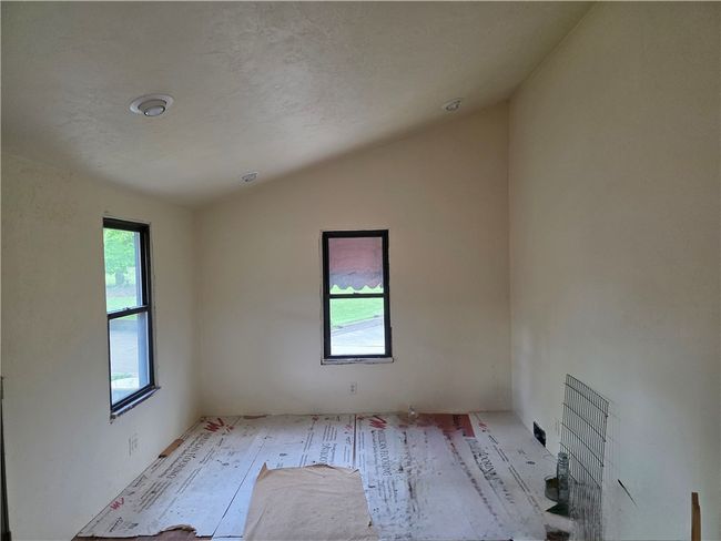 934 W Newton Rd(thomas School Rd), House other with 3 bedrooms, 3 bathrooms and 3 parking in Hempfield Twp - WML PA | Image 15