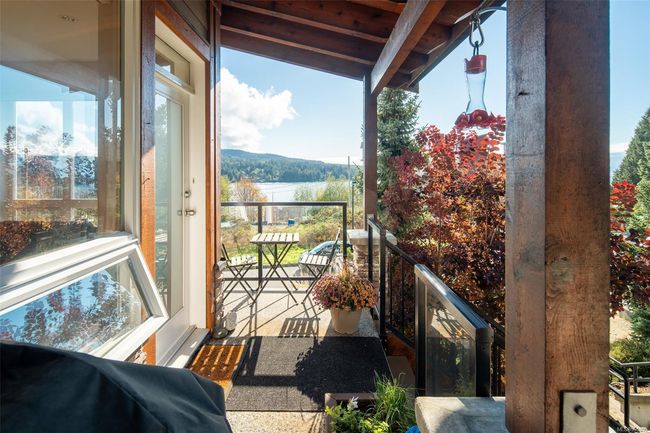 6570 Goodmere Rd, Townhouse with 3 bedrooms, 3 bathrooms and 2 parking in Sooke BC | Image 35