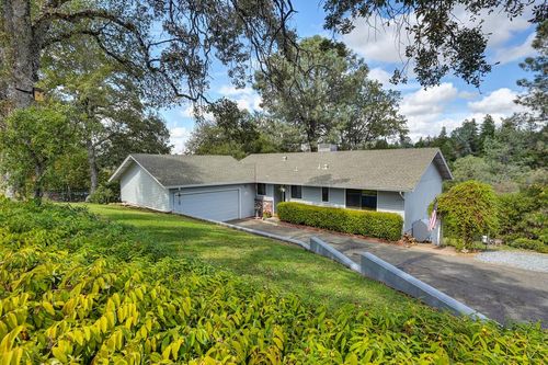 1100 Harris Road, Placerville, CA, 95667 | Card Image