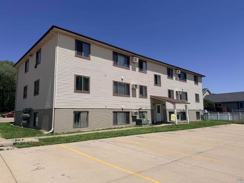 1000-1008 S Crawford Rd, Vermillion, SD, 57069 | Card Image