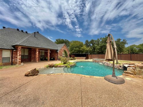 245 Spring Creek Ct, Paradise, TX, 76073-3675 | Card Image