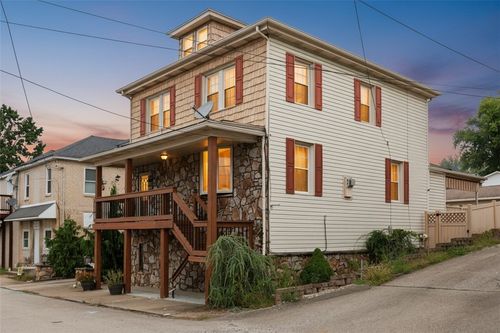 37 Redstone St, Republic, PA, 15475-1040 | Card Image