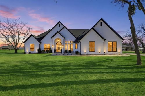 8301 County Road 204, Grandview, TX, 76050-4240 | Card Image