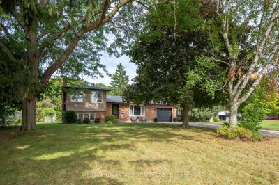 260 Seldon St, House other with 3 bedrooms, 2 bathrooms and 7 parking in Thamesford ON | Image 1