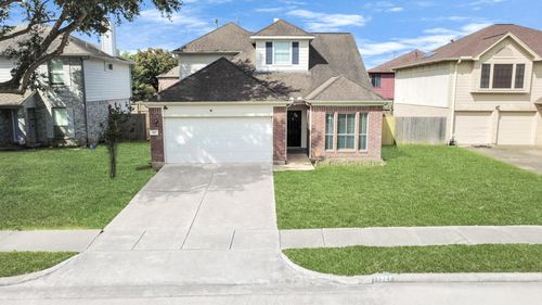 1927 Woodland Hills Dr, Missouri City, TX, 77489-3061 | Card Image