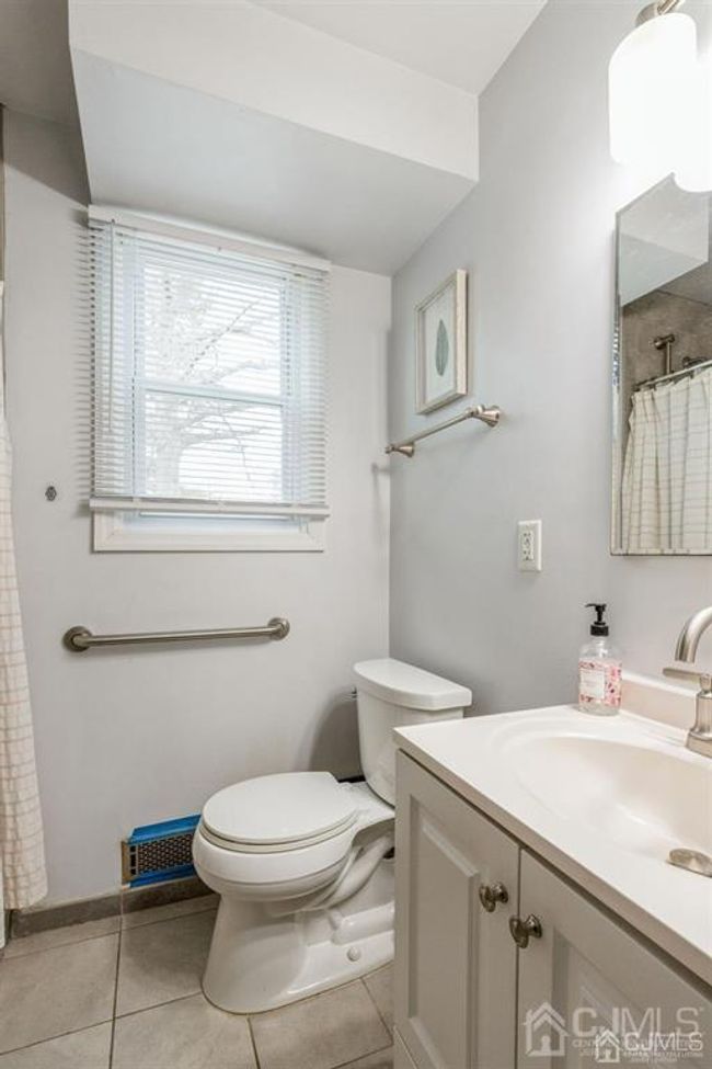 42 Hilliard Road, Sold in Old Bridge Zoocasa