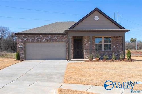 103 Cavern Ct, Huntsville, AL, 35811-1694 | Card Image