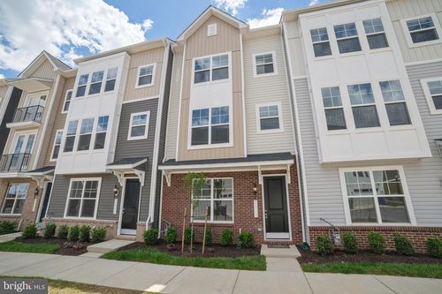 2513 Gatwick Ln, FREDERICK, MD, 21701-1324 | Card Image