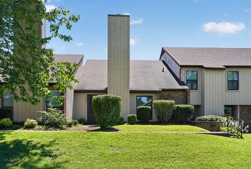 906 Old Fountain Pl, Hermitage, TN, 37076-1357 | Card Image