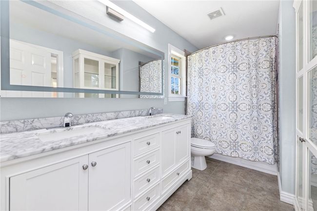 Guest bath main level | Image 15