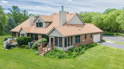 6320 Old Hunters Run, Rockford, IL, 61114-7810 | Card Image