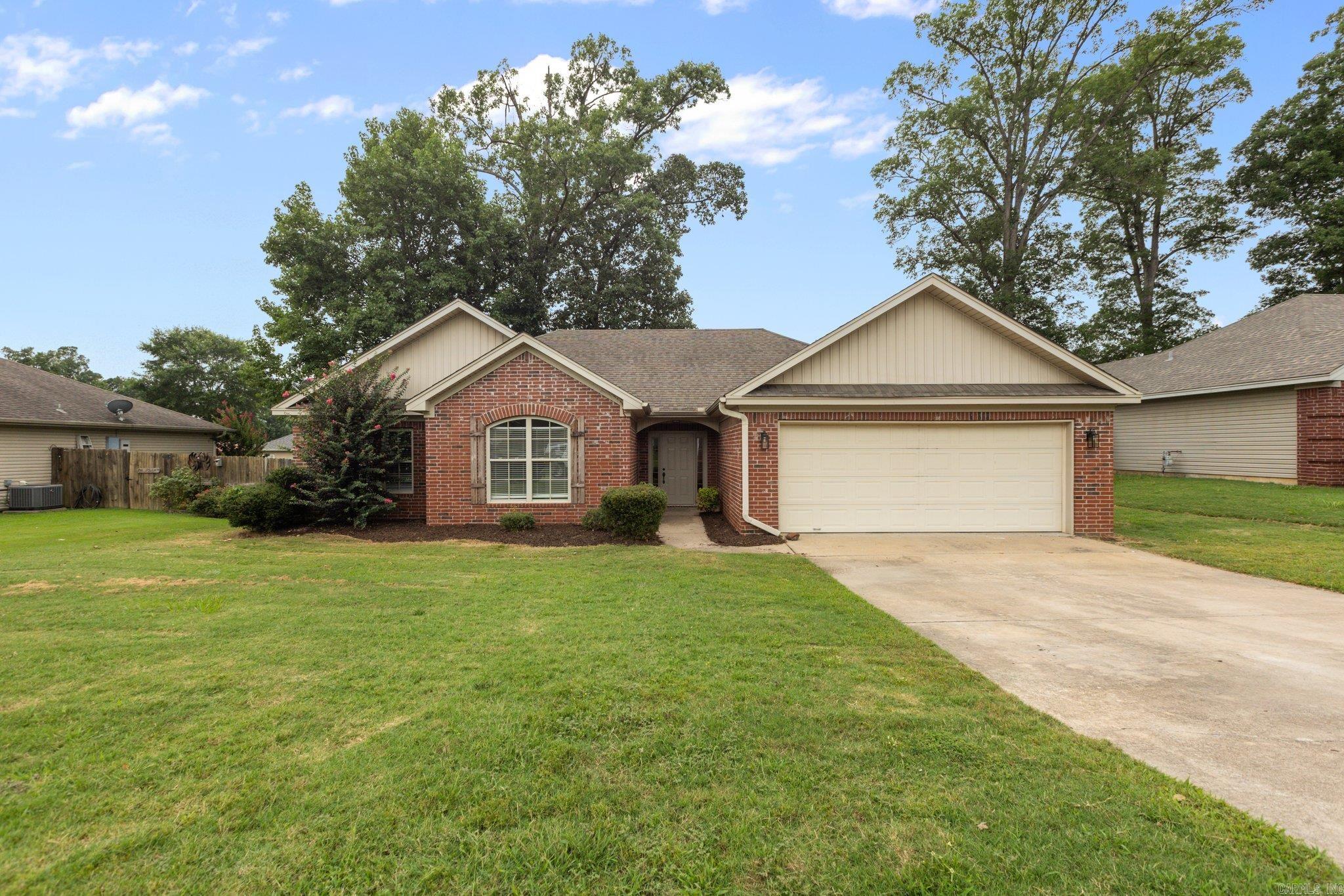 Cheshire Dr, Benton, AR 72015