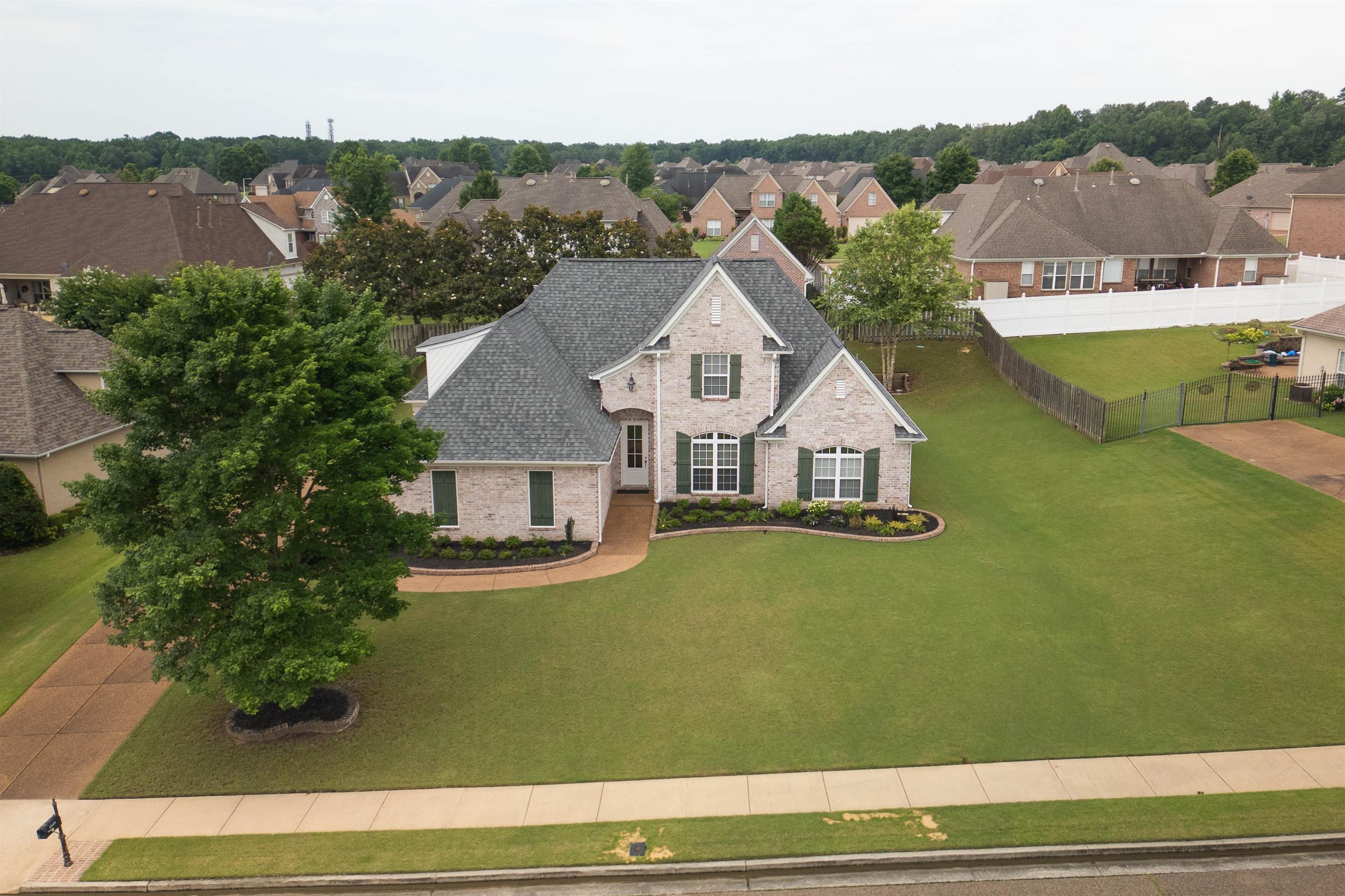Carriage Creek Rd, Bartlett, TN 38002