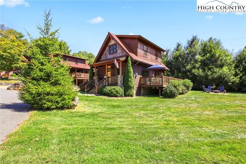 8-52 Eagle Cottage Ln, Banner Elk, NC, 28604-6464 | Card Image