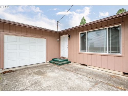 3257 Pine St, LONGVIEW, WA, 98632-4750 | Card Image