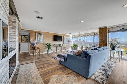 unit-10h-3111 Bel Air Dr, Las Vegas, NV, 89109-1503 | Card Image