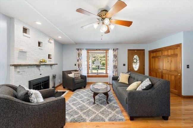 472 Potter Rd, House other with 4 bedrooms, 3 bathrooms and 6 parking in Framingham MA | Image 10