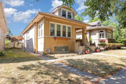 5249 Hoffman St, Skokie, IL, 60077-2418 | Card Image