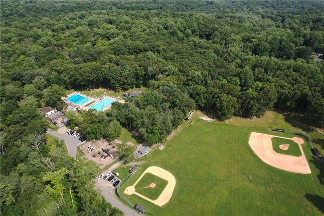Stroll to baseball, concerts, pools, tennis, town celebrations. Yes, you absolutely can walk here, too. | Image 31